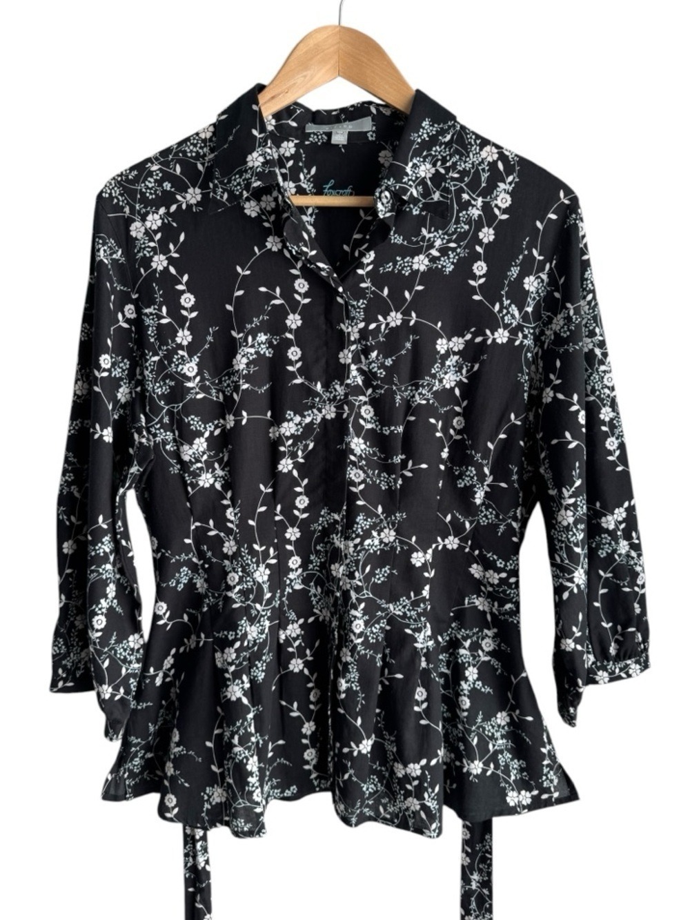 Foxcroft Fitted Floral Button Front Blouse Sz 12 Black Peplum Waist Tie Feminine